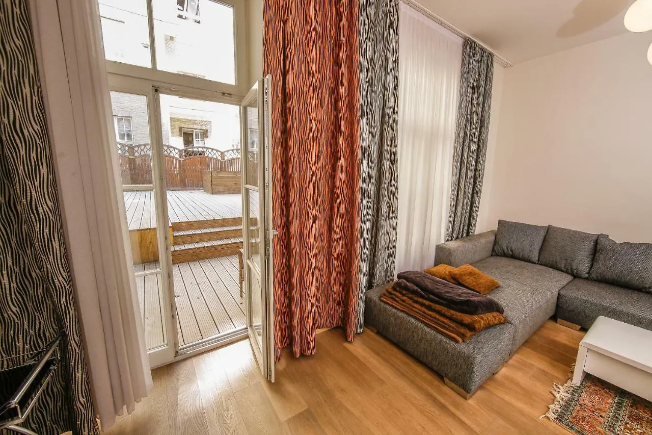 Rennweg 1 by Nikolax Apartament Wiedeń