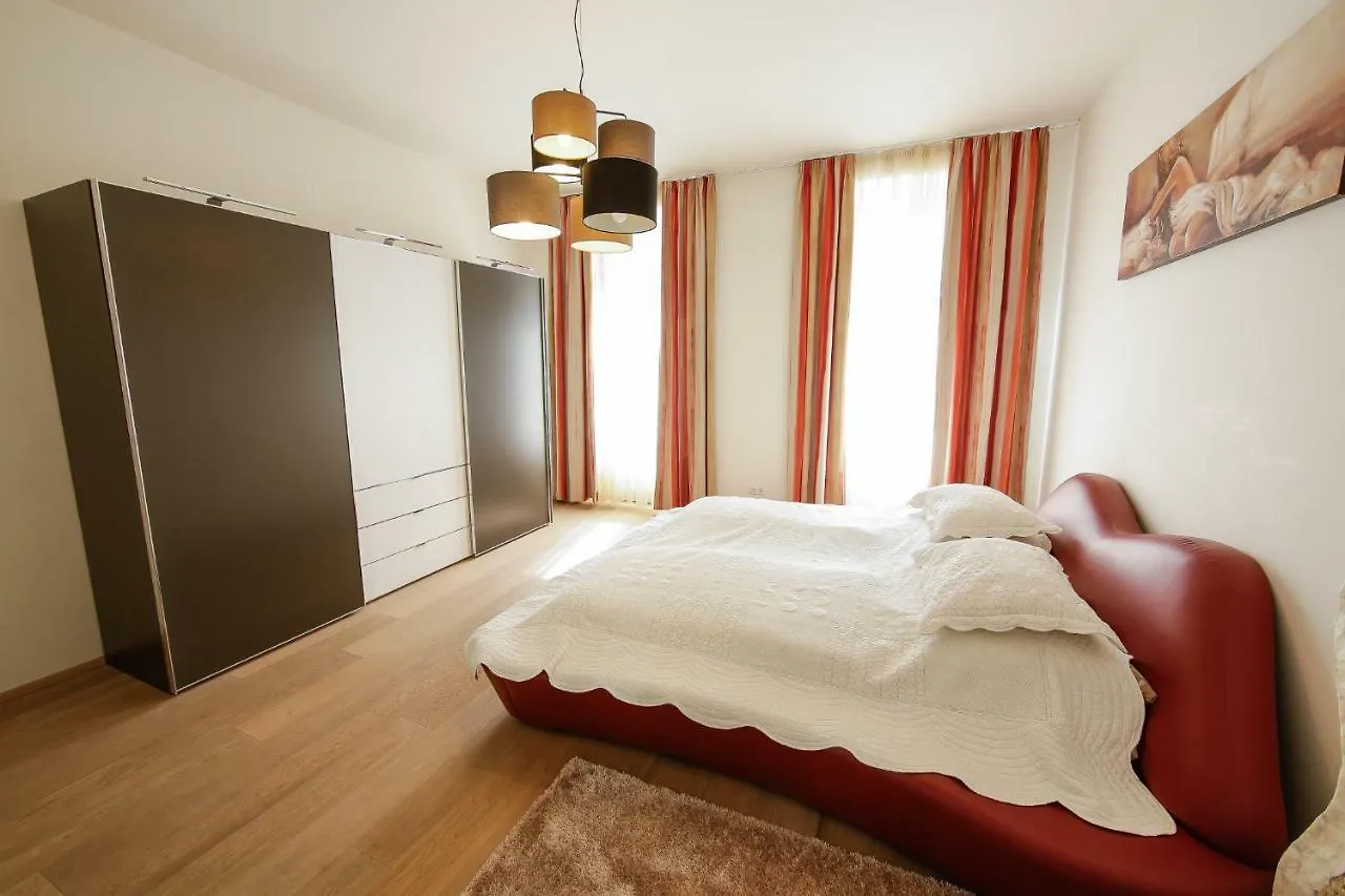 Rennweg 1 by Nikolax Apartament Wiedeń 0*,