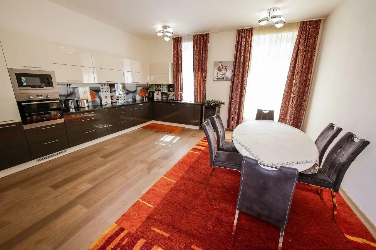 Rennweg 1 by Nikolax Apartament Wiedeń Austria